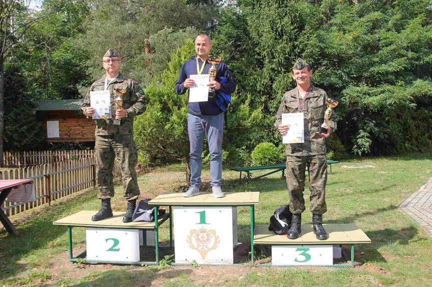 Krośnieńscy policjanci najlepszymi strzelcami w województwie