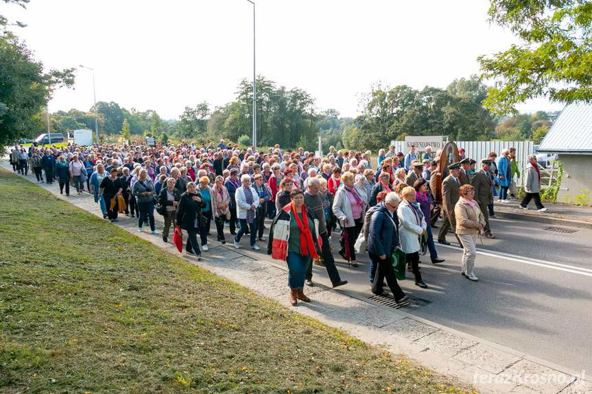 Pielgrzymka Róż Żywego Różańca do Sanktuarium Jana Pawła II w Krośnie 