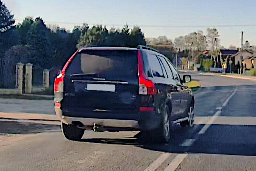 REGION. Pijana kierowała samochodem bez opony