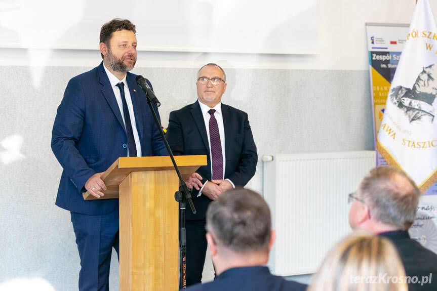 Nowy sztandar dla "Mechanika"