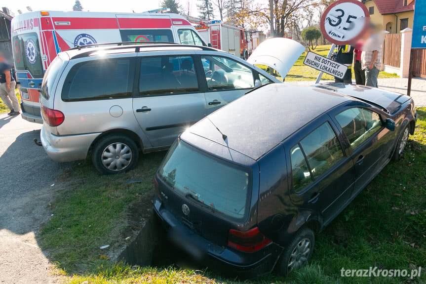 Zderzenie volkswagena i seata w Posadzie Jaśliskiej