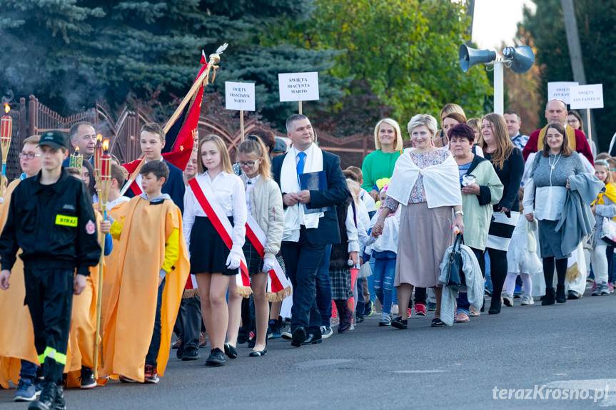 II Orszak Świętych w Zręcinie