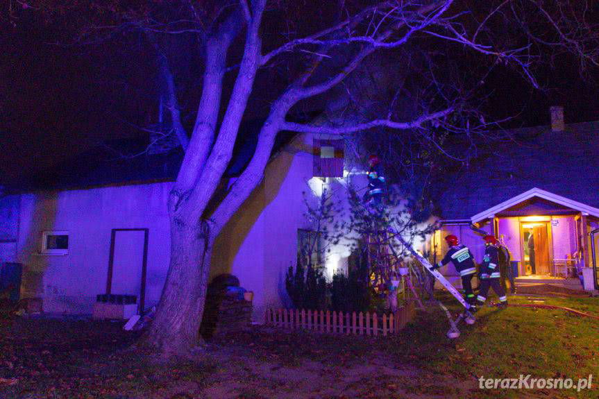 Pożar w budynku gospodarczym w Moderówce i Krośnie