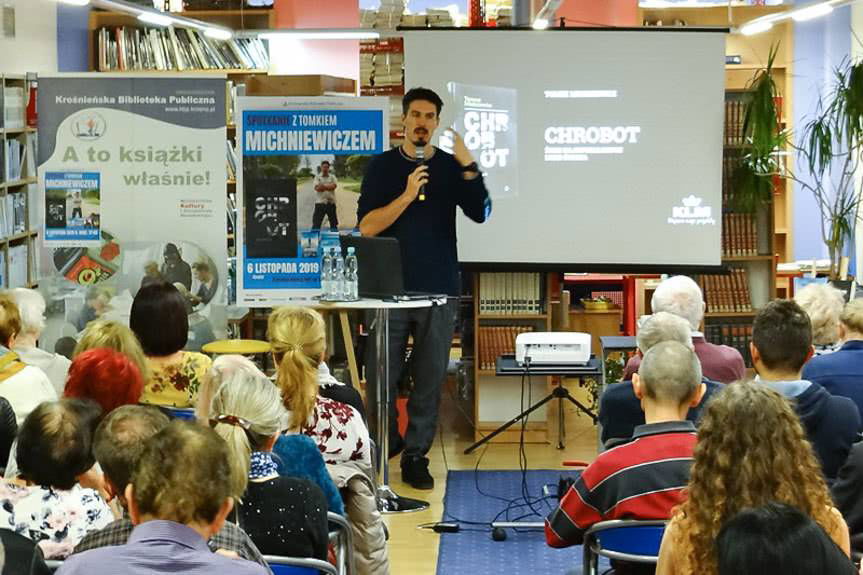 "To, czego nie widać na zdjęciach" czyli świat według Tomasza Michniewicza