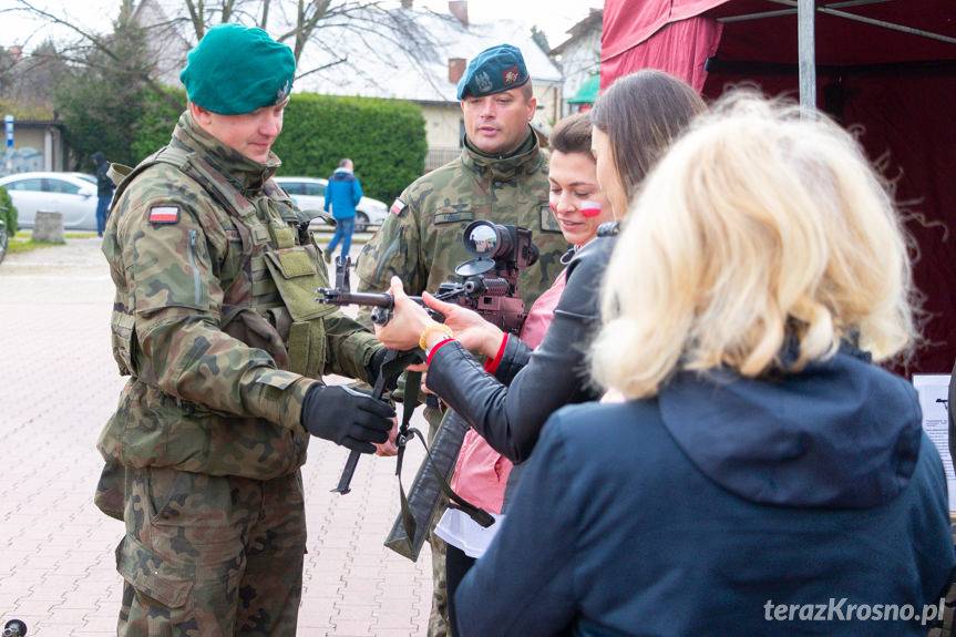 Przemyscy Podhalańczycy zaprezentowali sprzęt wojskowy 