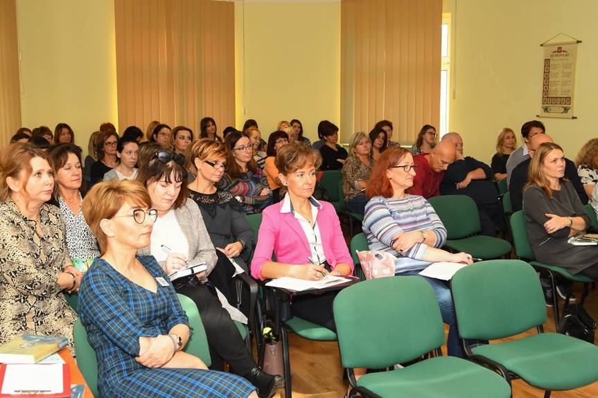 Profilaktyka zachowań ryzykownych dzieci i młodzieży... Konferencja w PBW
