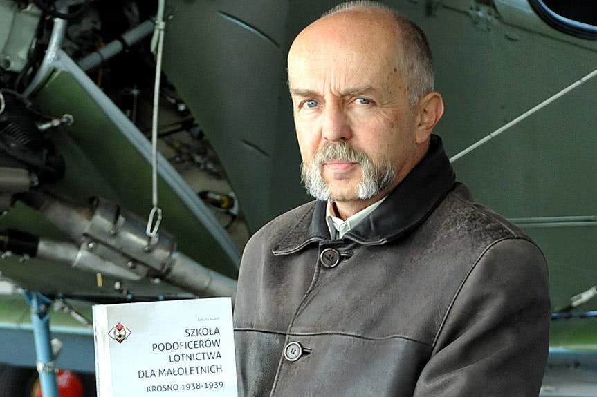 Historia krośnieńskiej szkoły lotniczej