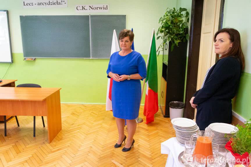 ZSP nr 2 w Krośnie depcze Europie po piętach