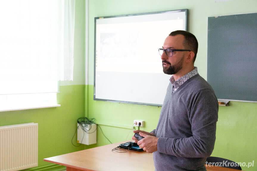 ZSP nr 2 w Krośnie depcze Europie po piętach