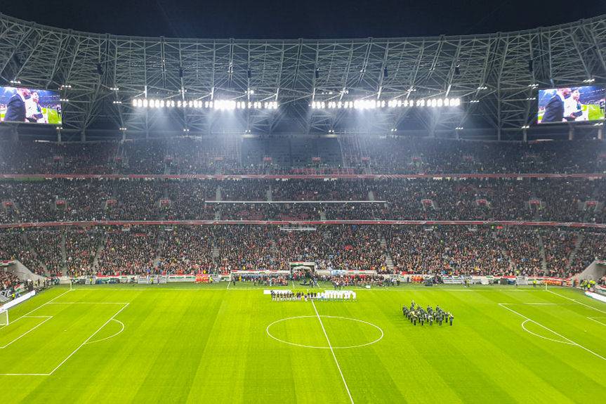 Krzesła z Krosna na węgierskim stadionie narodowym