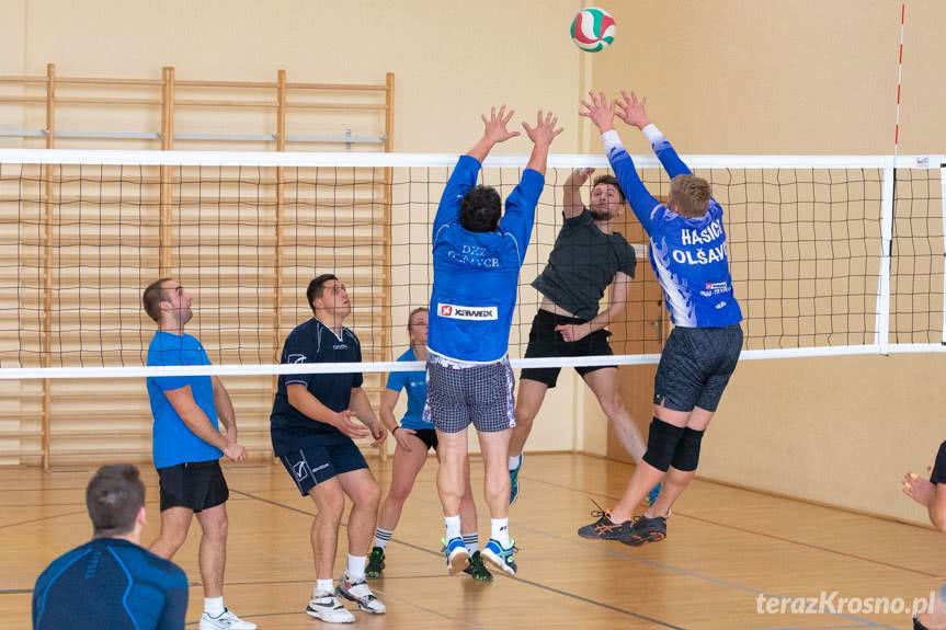 Strażacy z gminy Korczyna tryumfują w siatkarskich zawodach powiatowych