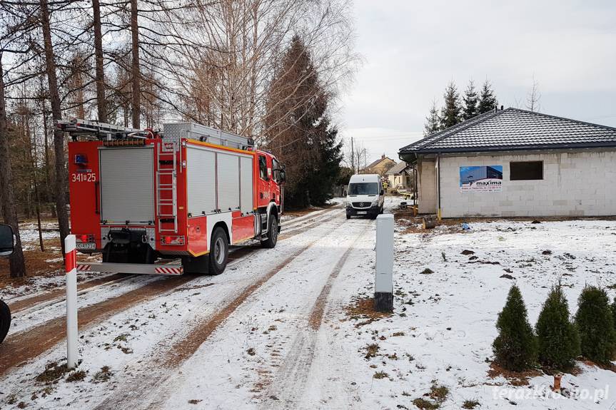 Uszkodzona rura z gazem w Głowience, ewakuowano mieszkańców