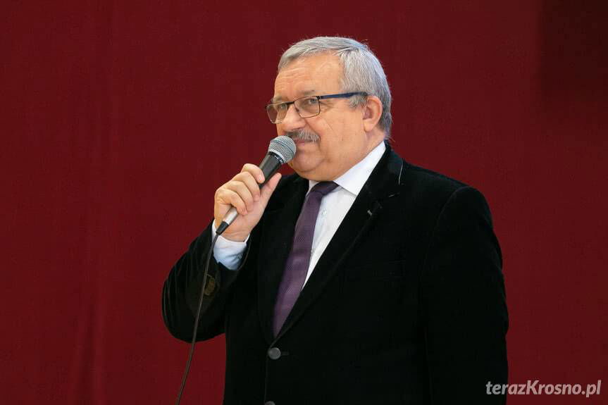 Zmagania z językami obcymi w "Szczepaniku"