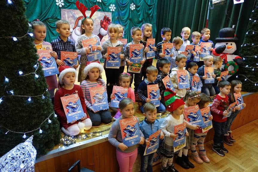 Projekt "Mała książka - Wielki człowiek" - pierwsze dyplomy rozdane