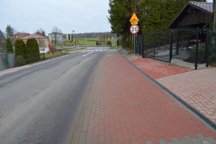 Przebudowa drogi powiatowej z Funduszu Dróg Samorządowych