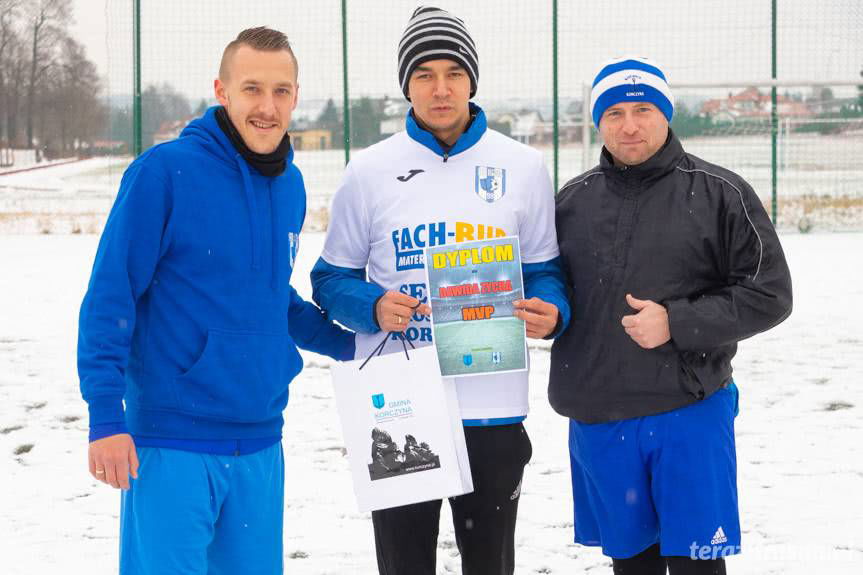 Sylwestrowy mecz Kotwicy Korczyna