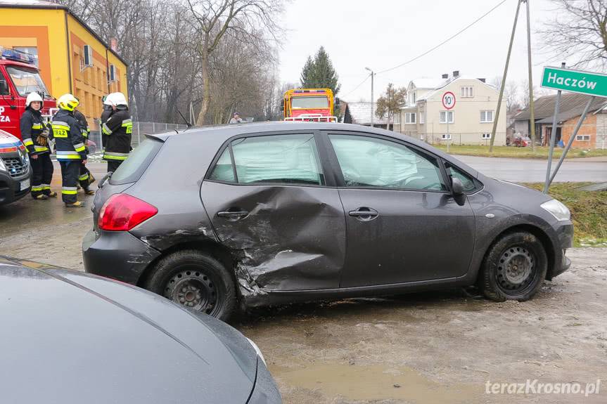 Zderzenie dwóch samochodów w Bziance