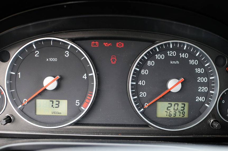 "Kręcone" liczniki ujawnione przez policjantów