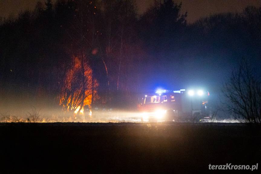 Pożar drewnianego budynku