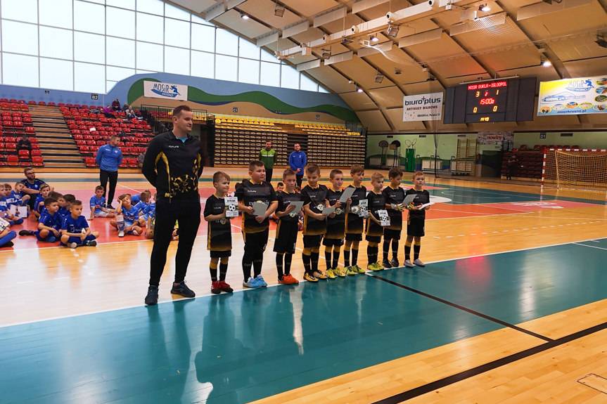 Beniaminek Profbud Krosno zwycięża w Turnieju piłki nożnej U-9