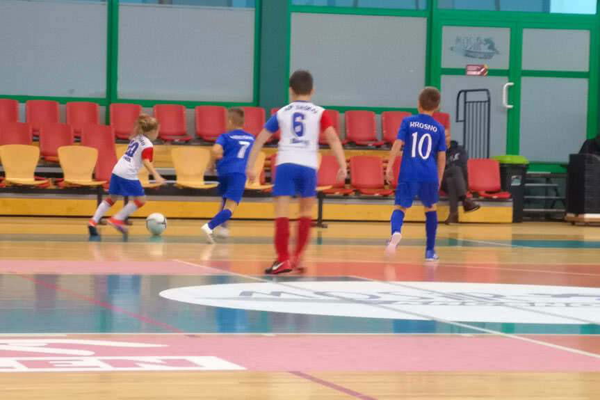 Beniaminek Profbud Krosno zwycięża w Turnieju piłki nożnej U-9