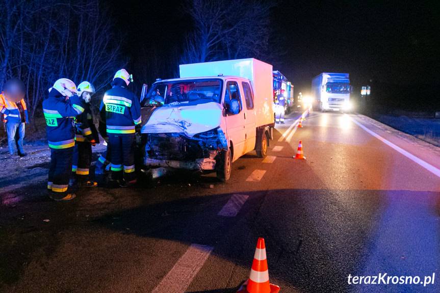 Wypadek w Miejscu Piastowym. Zderzenie dwóch samochodów