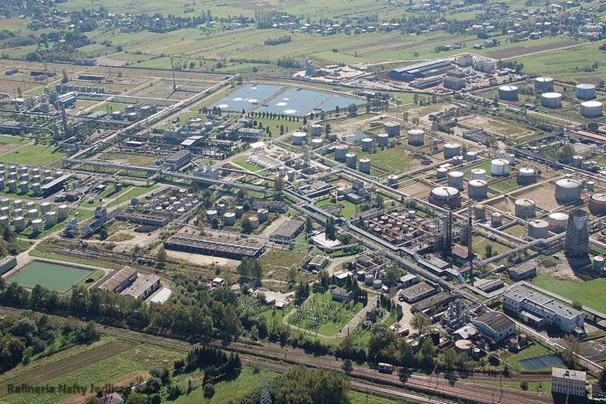 PKN ORLEN zwiększa w Jedliczu produkcję płynu do dezynfekcji rąk