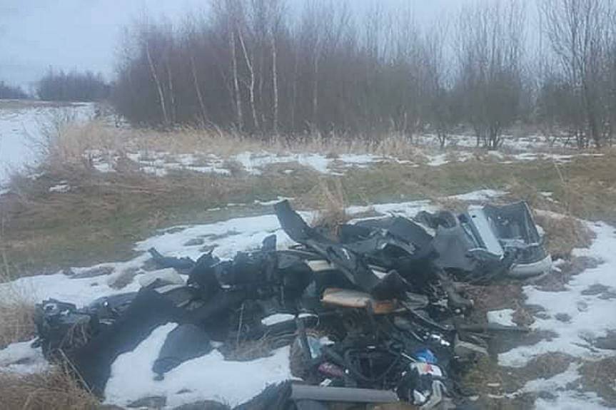 Zaśmiecił złomem Przymiarki