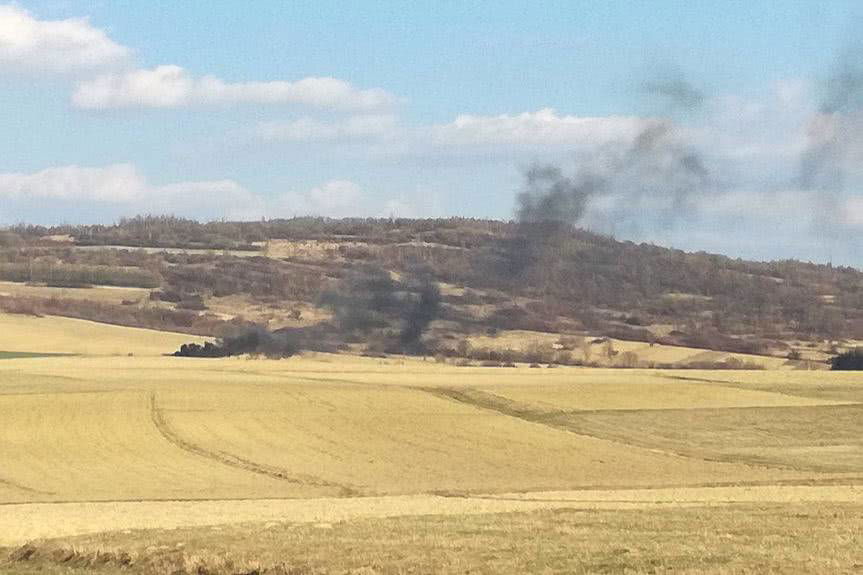 Dzikie składowisko opon w Cergowej