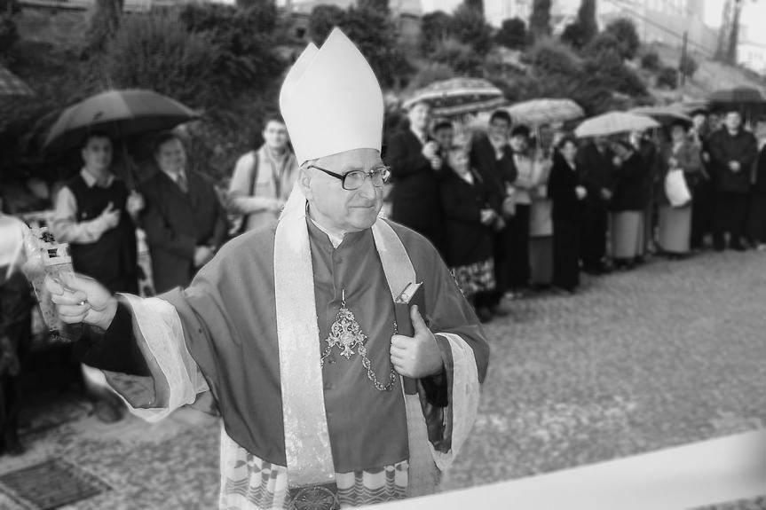 Nie żyje, pochodzący z Korczyny, ks. infułat Julian Pudło