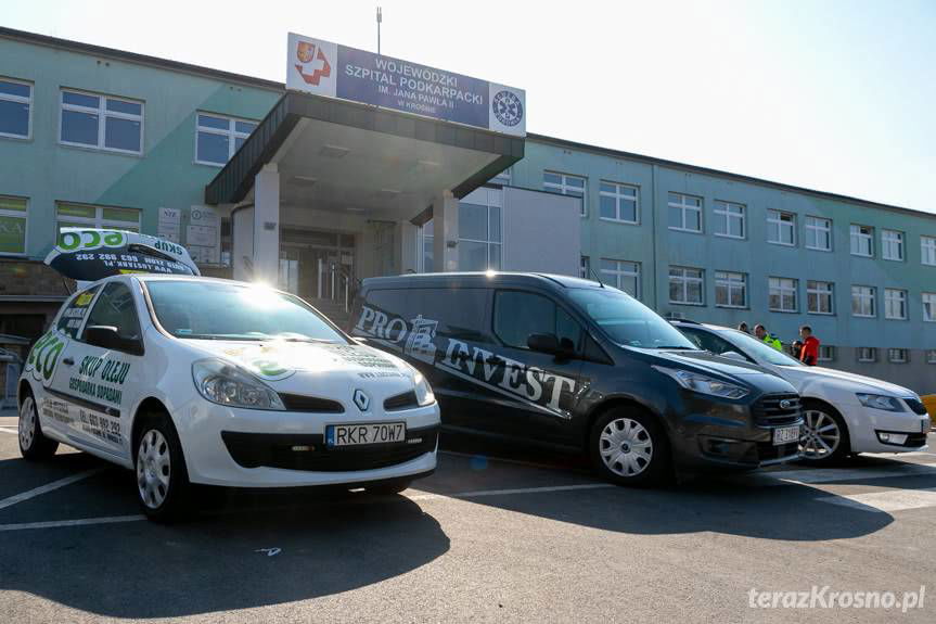 Pomagają szpitalowi i pogotowiu w Krośnie