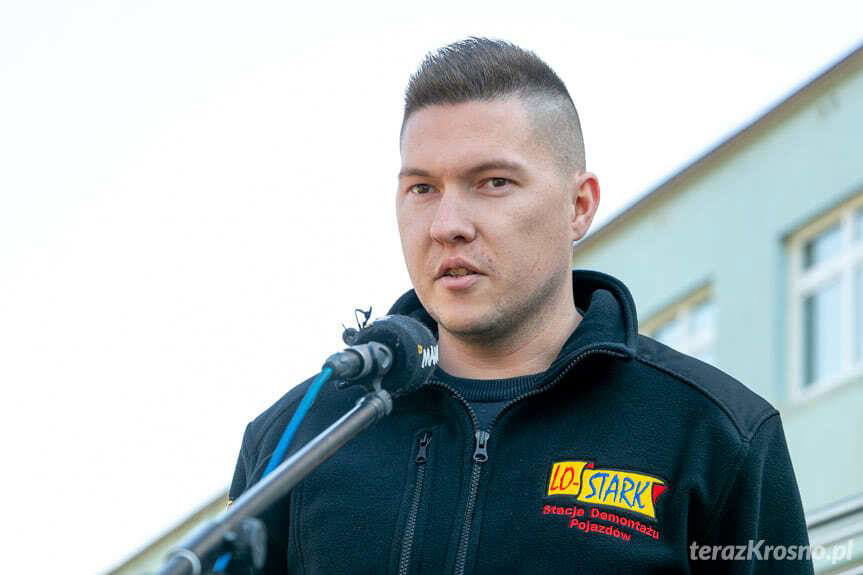 Pomagają szpitalowi i pogotowiu w Krośnie