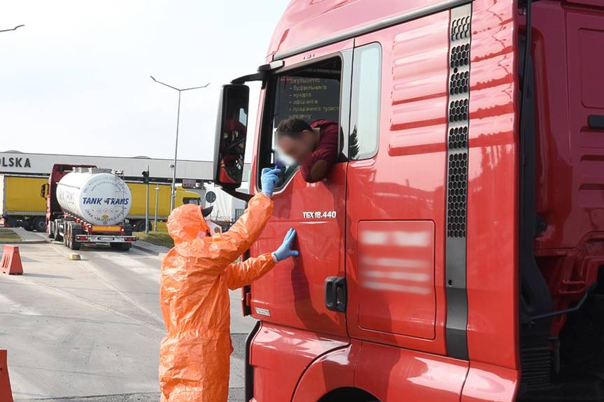 Obostrzenia na granicy w Barwinku