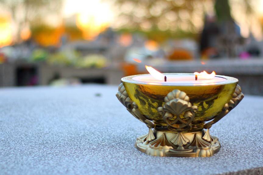 Od niedzieli otwarte cmentarze, od poniedziałku parki i lasy