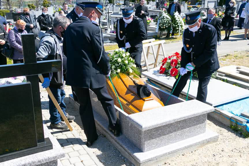 Kapłan, który siał dobro. Ks. Pastuszak spoczął na cmentarzu w Krościenku Wyżnym