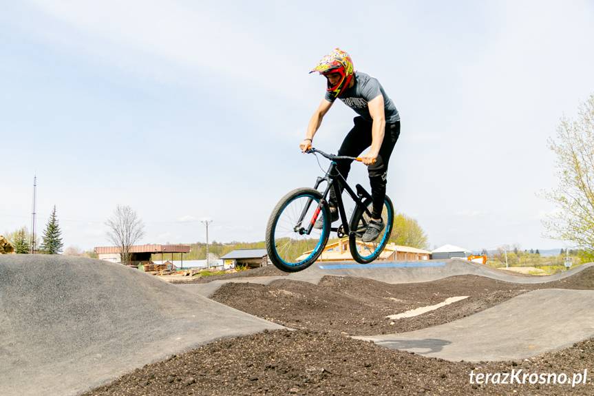 Pumptrack w Miejscu Piastowym otwarty, ale... zamknięty