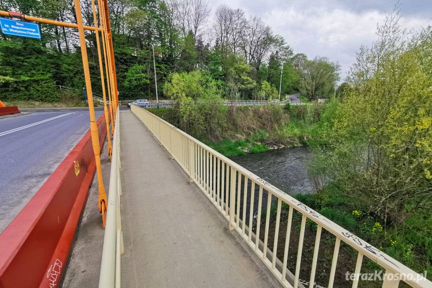 Nastolatka chciała skoczyć z mostu w Krośnie