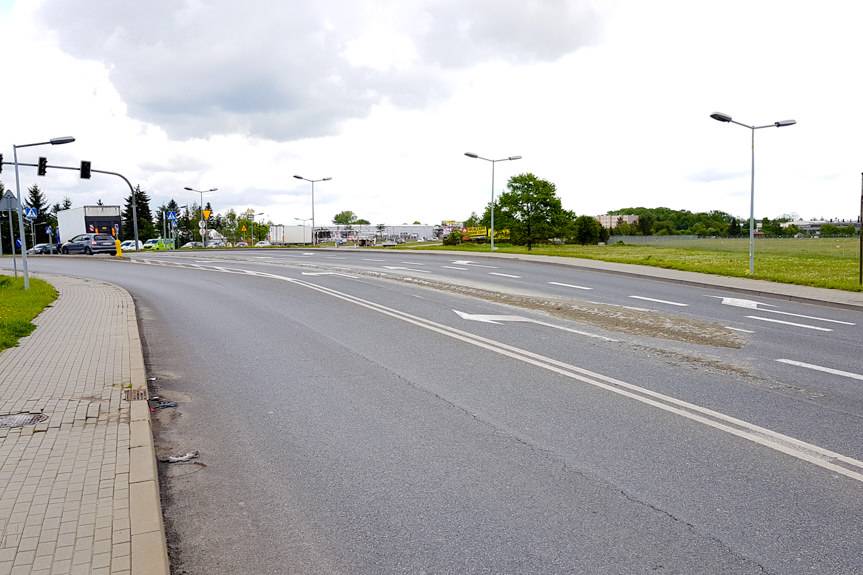 Strażacy usuwali rozlany beton