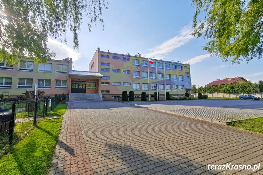 Walczą przeciwko łączeniu klas w gminie Miejsce Piastowe