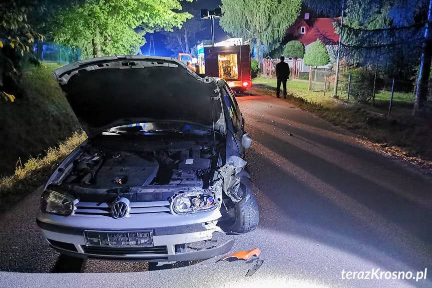 Wypadek w Komborni. Trzy osoby w szpitalu