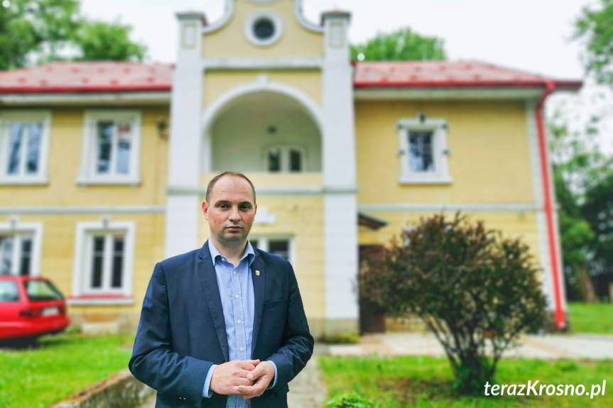 Co się stanie z dworem i parkiem w Łękach Strzyżowskich?