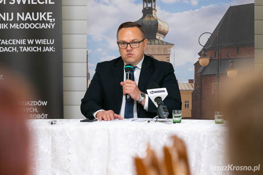 Czy bezrobotni z Krosna skorzystają z propozycji pomocy?