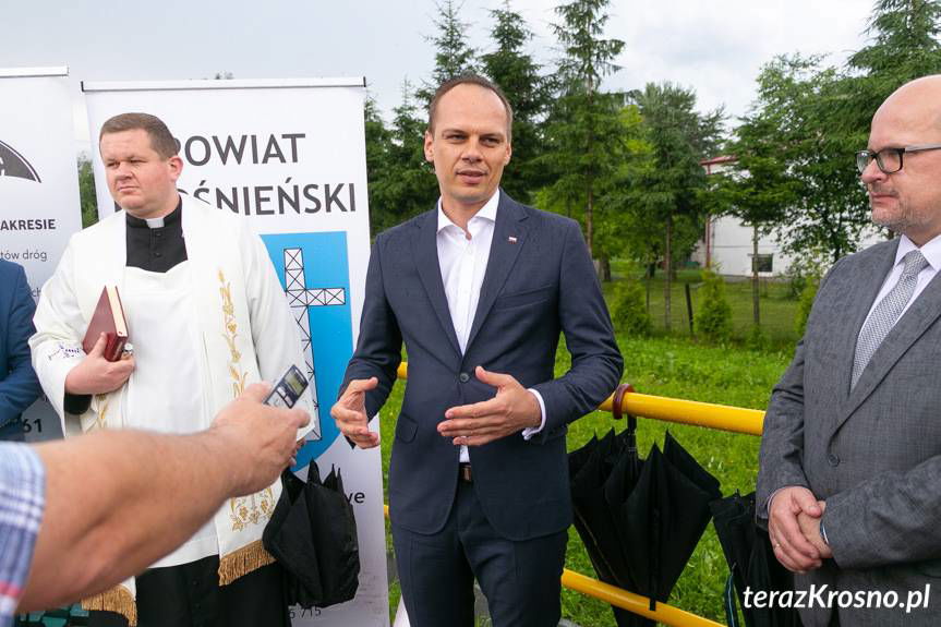 Kolejna droga powiatowa na miarę XXI wieku, tym razem w gminie Rymanów