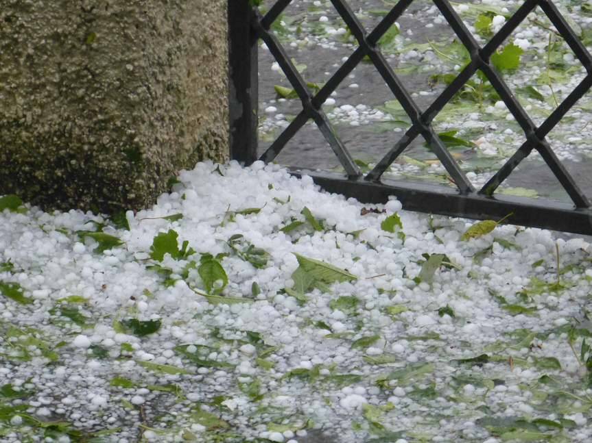 W czwartek może zagrzmieć i spaść grad