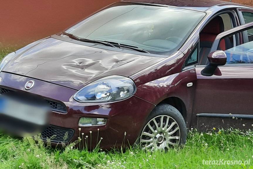 Świerzowa Polska. Siekierą zaatakował samochód