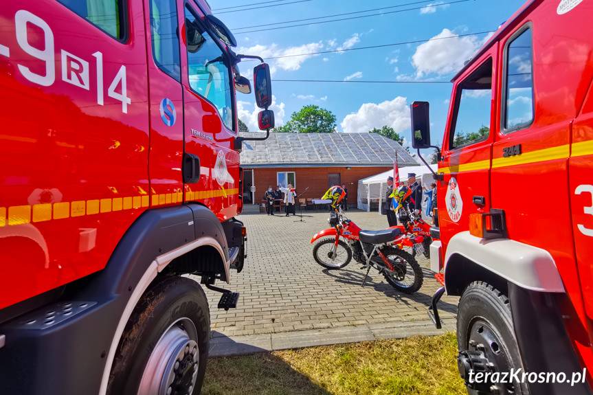 Uroczysty apel w Tylawie