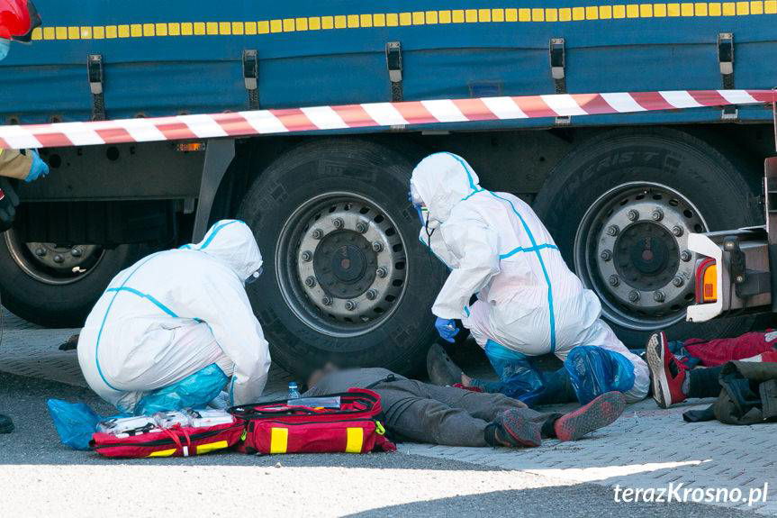 Chcieli na Zachód, trafili do Komborni. Nowe informacje