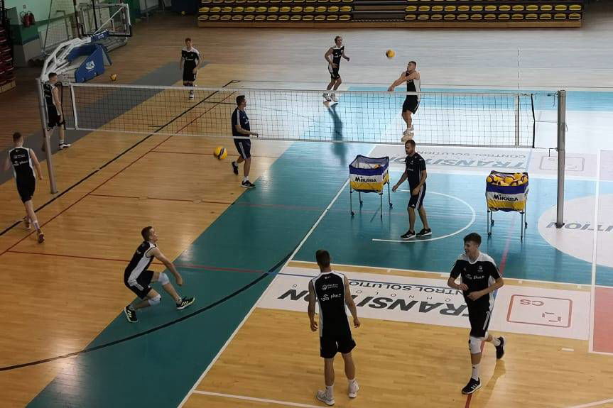 Młodzi siatkarze na zgrupowaniu w Krośnie