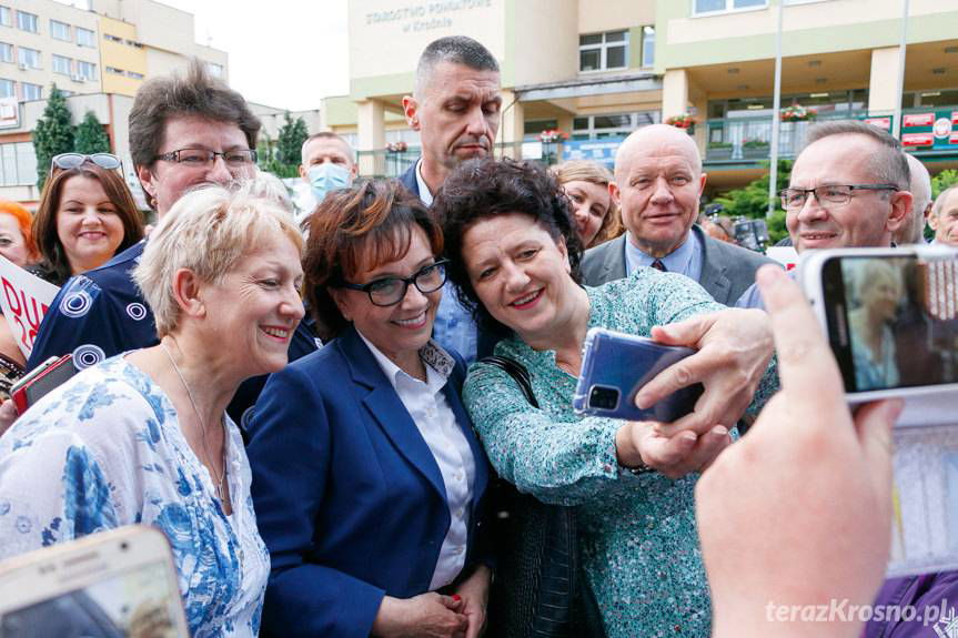 Marszałek Sejmu z wizytą w Krośnie: "Andrzej Duda jest z nami"