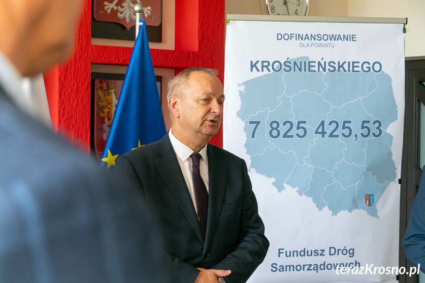 Nową drogą do Czarnorzek i Zamku Kamieniec